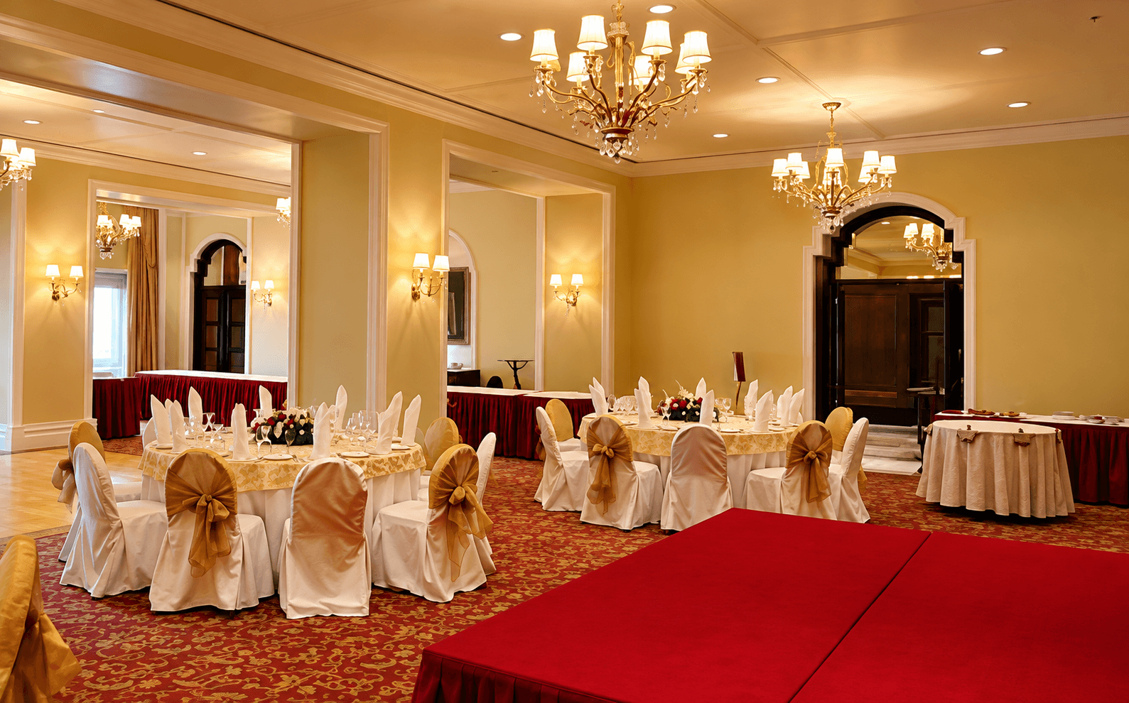 Gateway Room at The Taj Mahal Palace, Mumbai
