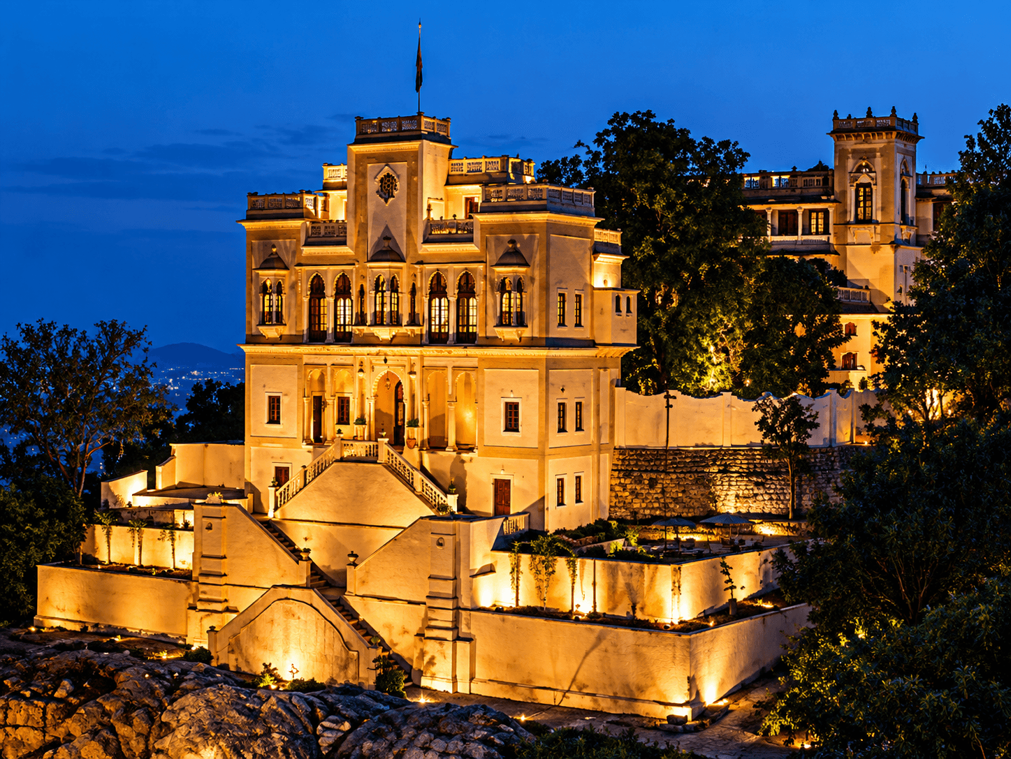 Ananda in the Himalayas, Narendra Nagar