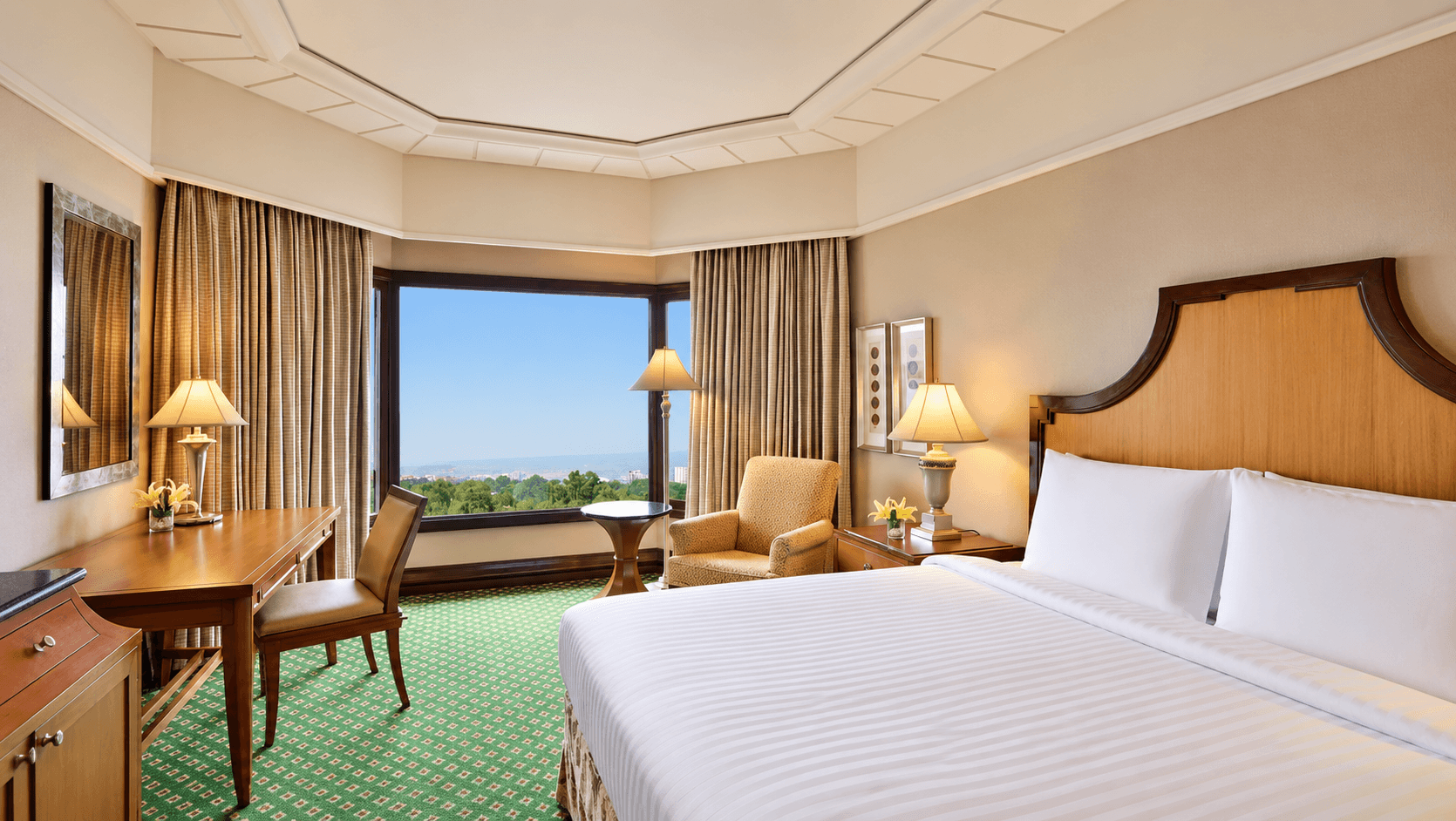 Executive Room at Hyderabad Marriott Hotel & Convention Centre