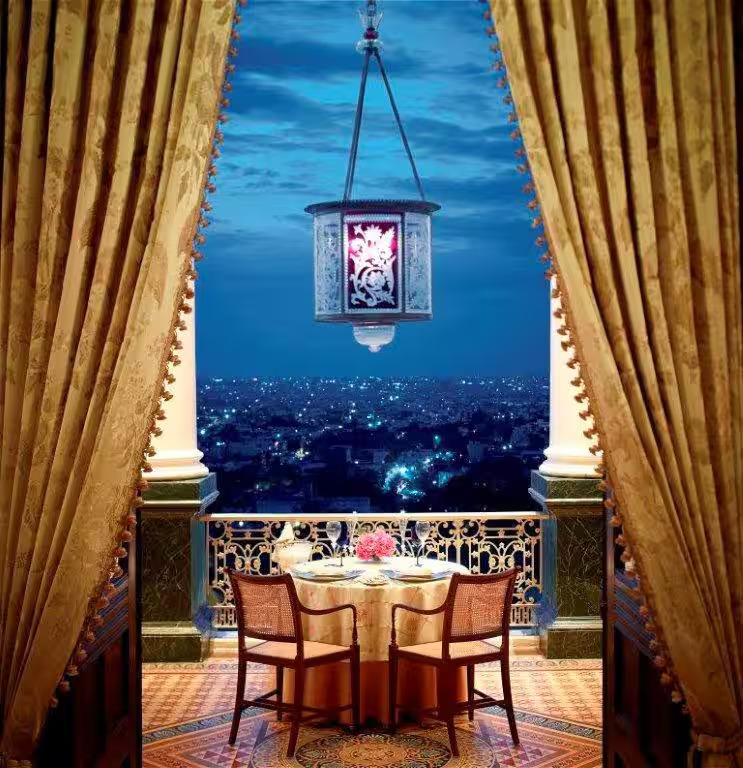 Taj Falaknuma Palace 7